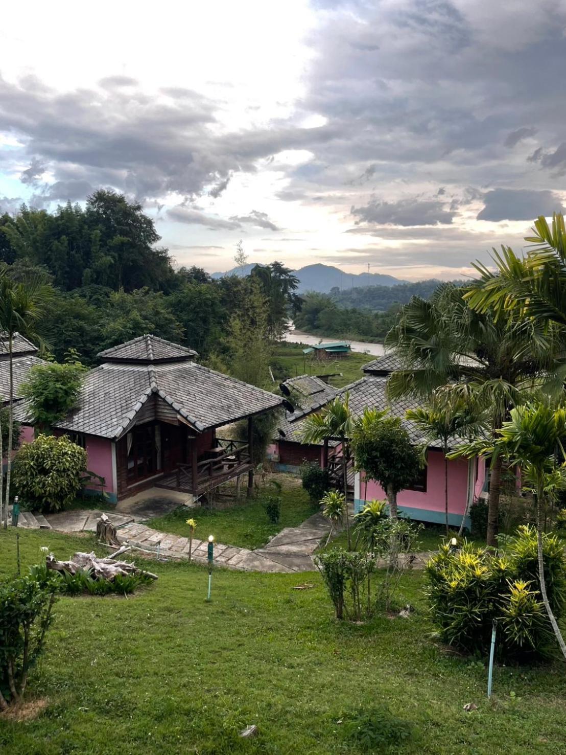 Pai Love & Baan Chonphao Resort Zewnętrze zdjęcie