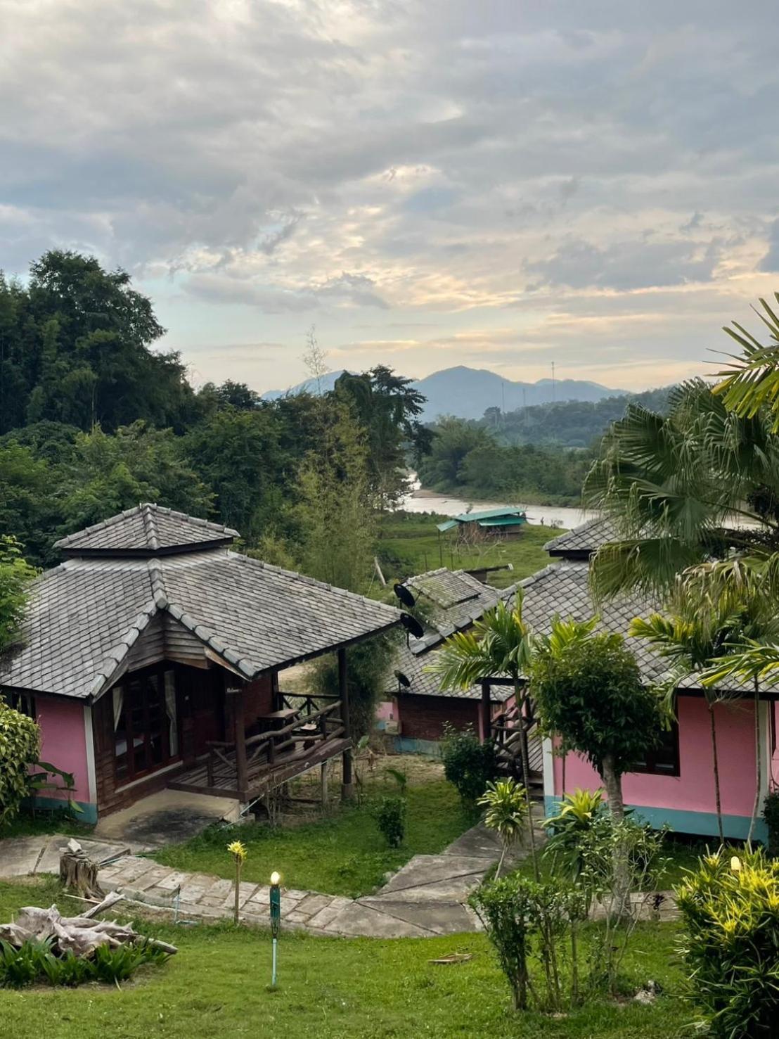 Pai Love & Baan Chonphao Resort Zewnętrze zdjęcie